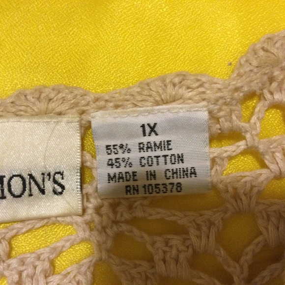 Beautiful knitted lace cartigan by Draper’s and Damon’s - Picture 12 of 13